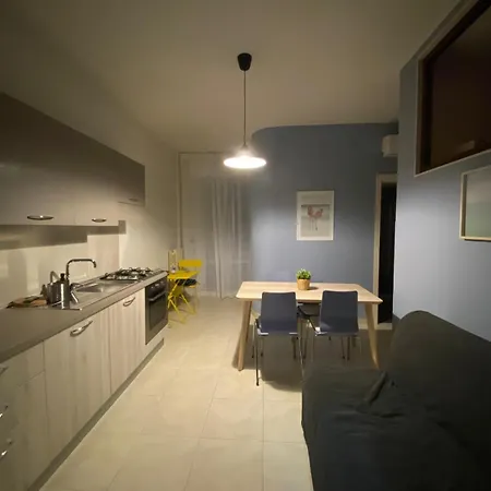 Savoia Blu Nyaraló *